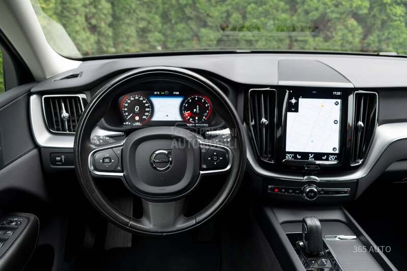 Volvo XC60 B4/MHEV/PILOT ASSIST