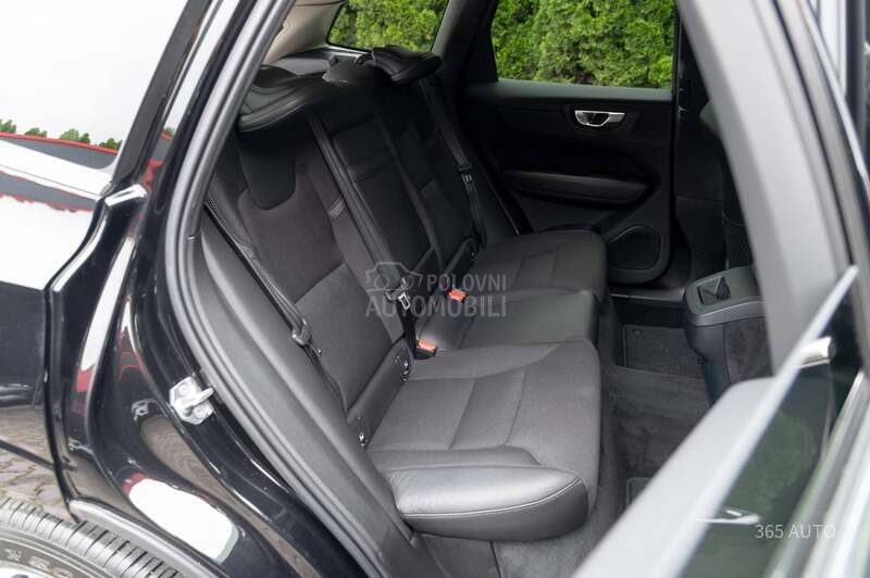 Volvo XC60 B4/MHEV/PILOT ASSIST