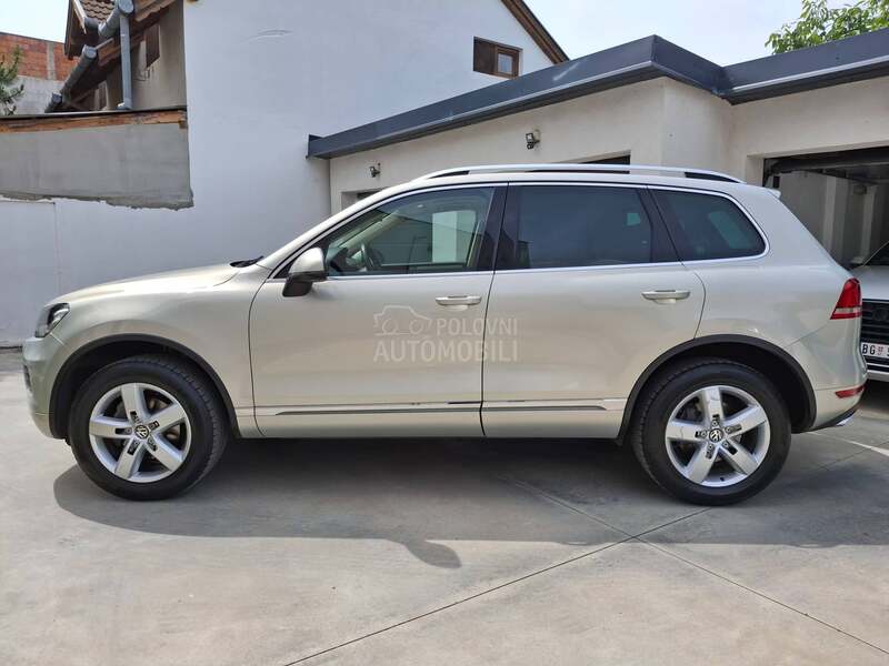 Volkswagen Touareg 