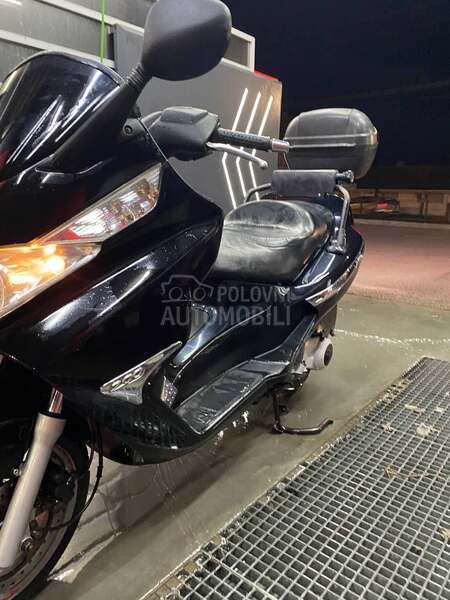 Piaggio x8