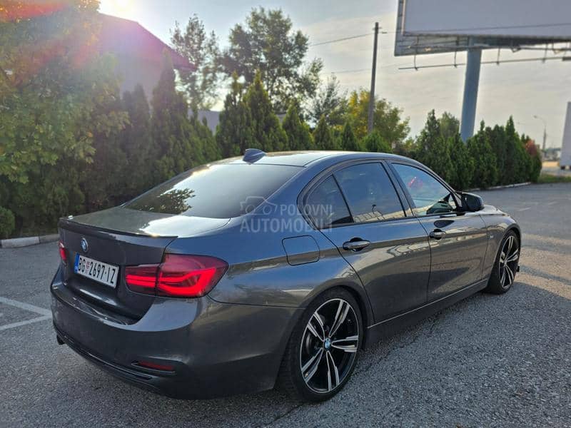 BMW 318 Sport paket AT8