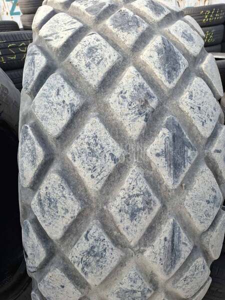 Goodyear 620/75 R26