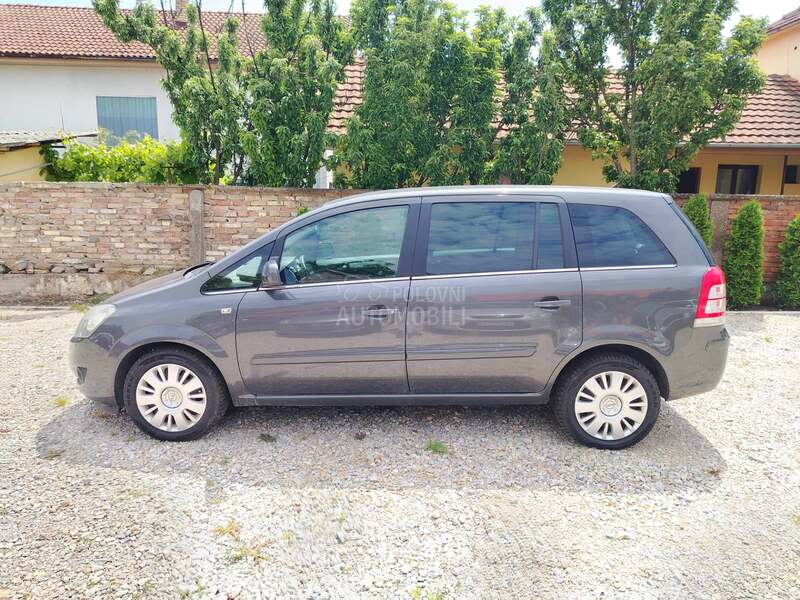 Opel Zafira 1,6 metan