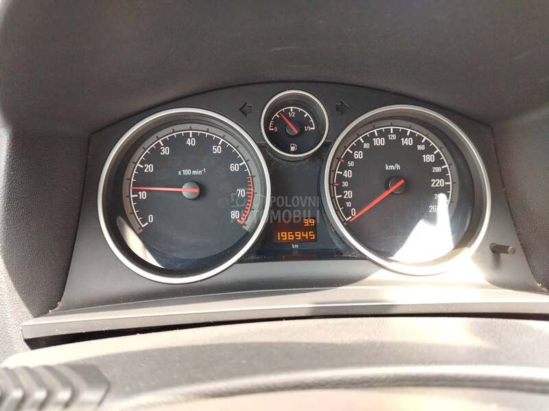 Opel Zafira 1,6 metan