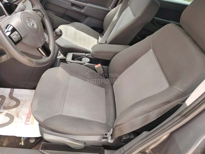 Opel Zafira 1,6 metan
