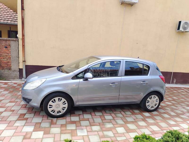 Opel Corsa D 