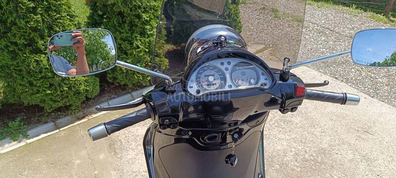 Piaggio Beverly 250 ie