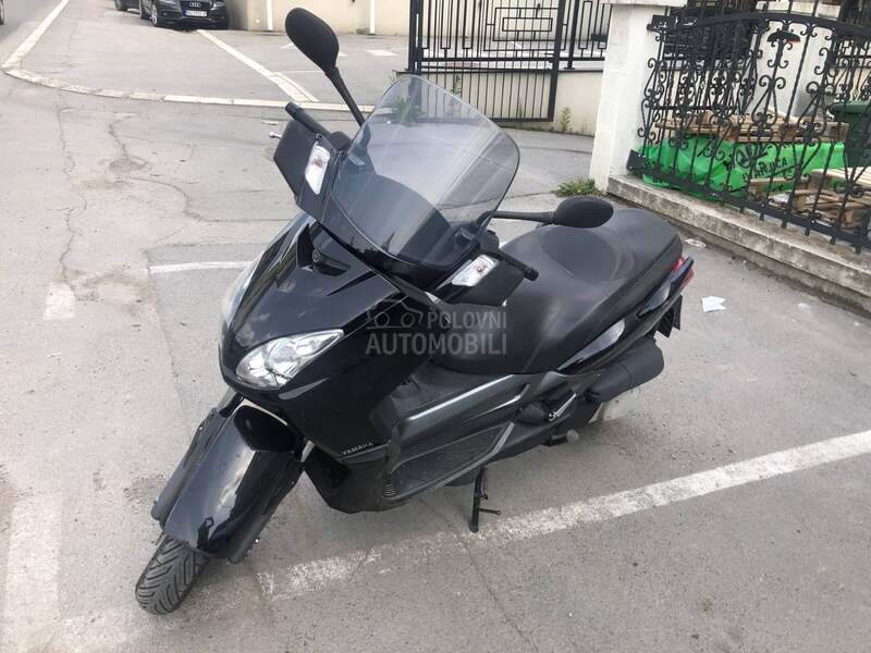 Yamaha Xmax