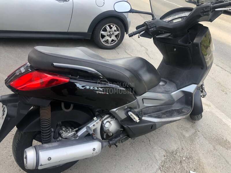 Yamaha Xmax