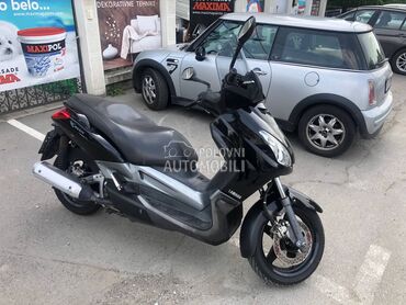Yamaha Xmax