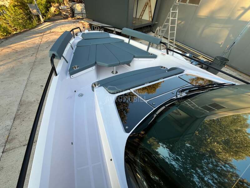Axopar 29 Sun Top BRABUS