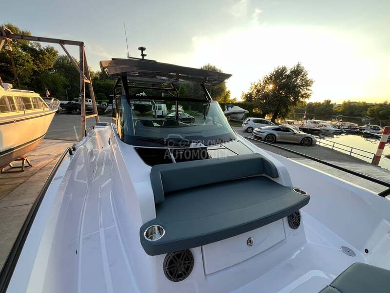 Axopar 29 Sun Top BRABUS