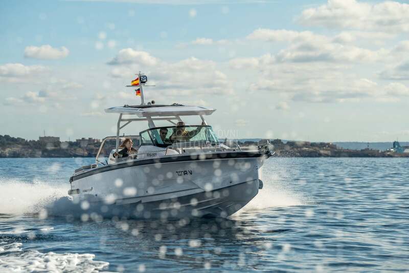 Axopar 29 Sun Top BRABUS