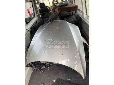 hauba za Alfa Romeo GT od 2004. do 2009. god.