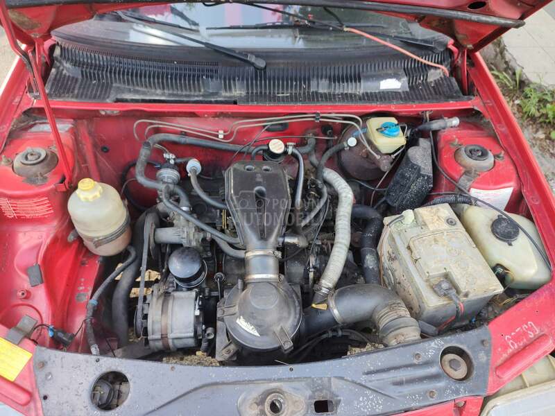Peugeot 205 