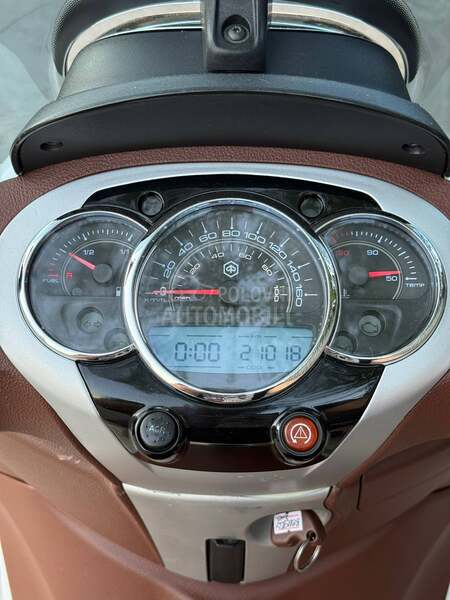 Piaggio Beverly