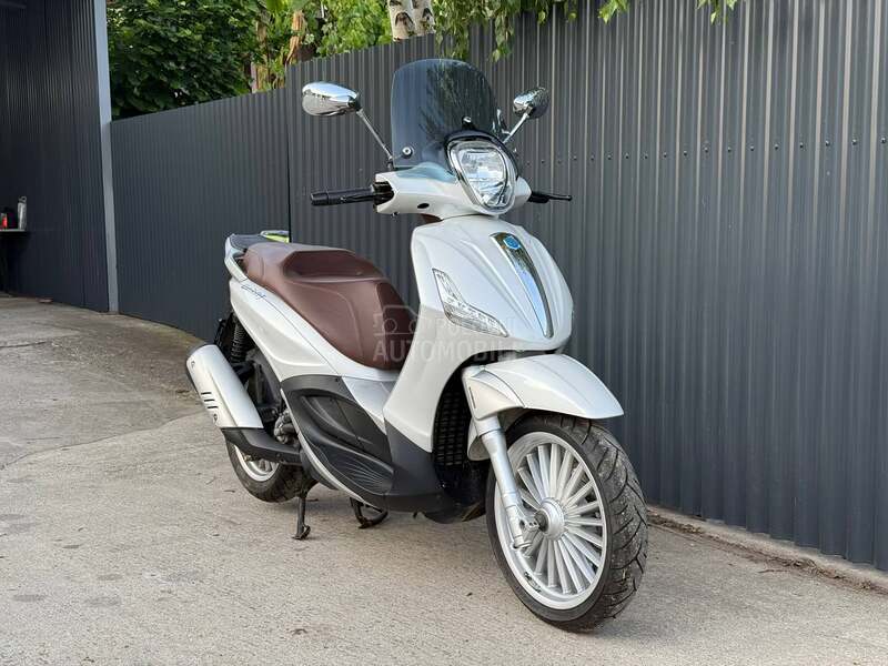 Piaggio Beverly