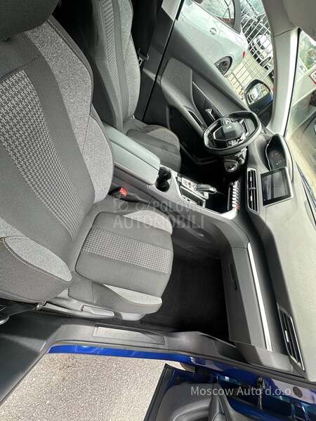 Peugeot 3008 Active business 1.2