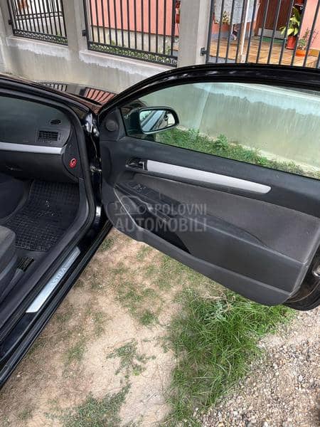 Opel Astra H Gtc