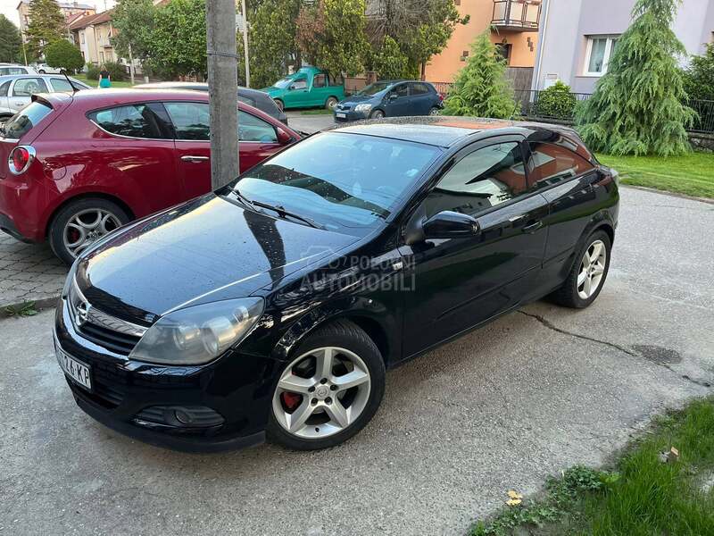 Opel Astra H Gtc