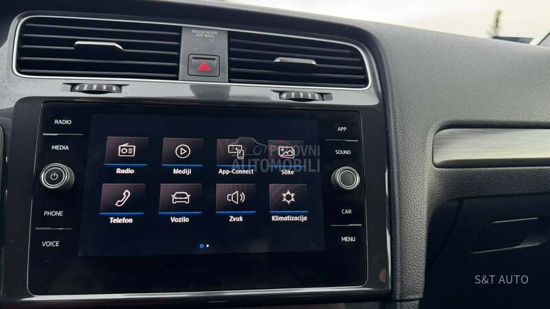 Volkswagen Golf 7 1.5 TGI/DSG/F.U.L.L