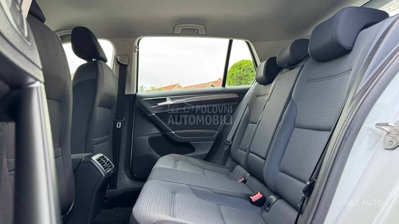 Volkswagen Golf 7 1.5 TGI/DSG/F.U.L.L