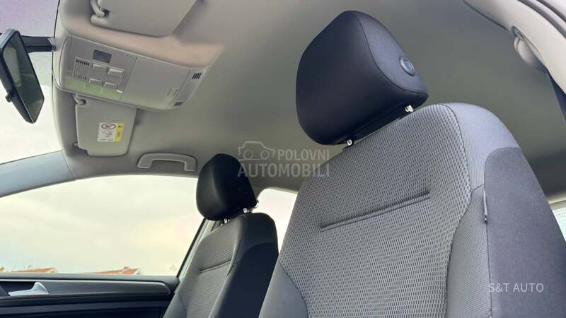 Volkswagen Golf 7 1.5 TGI/DSG/F.U.L.L