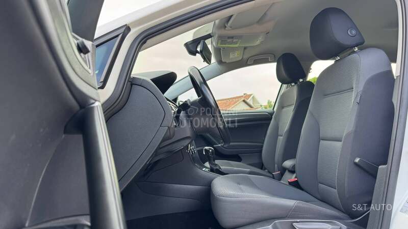Volkswagen Golf 7 1.5 TGI/DSG/F.U.L.L