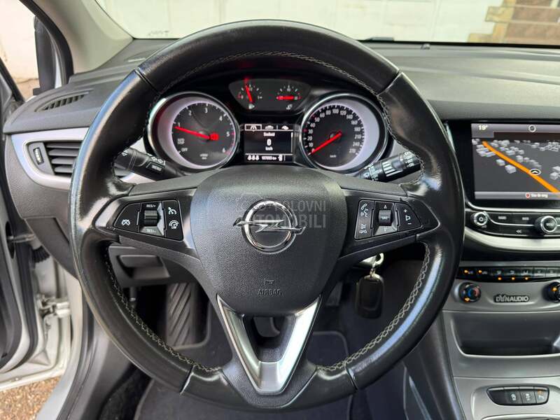 Opel Astra K LIMITED-EDITION