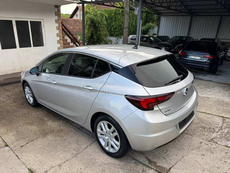 Opel Astra K LIMITED-EDITION
