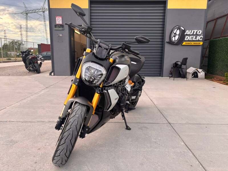 Ducati DIAVEL 1260S