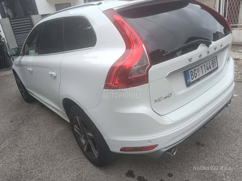 Volvo XC60 2,4 R Design