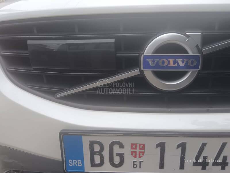 Volvo XC60 2,4 R Design