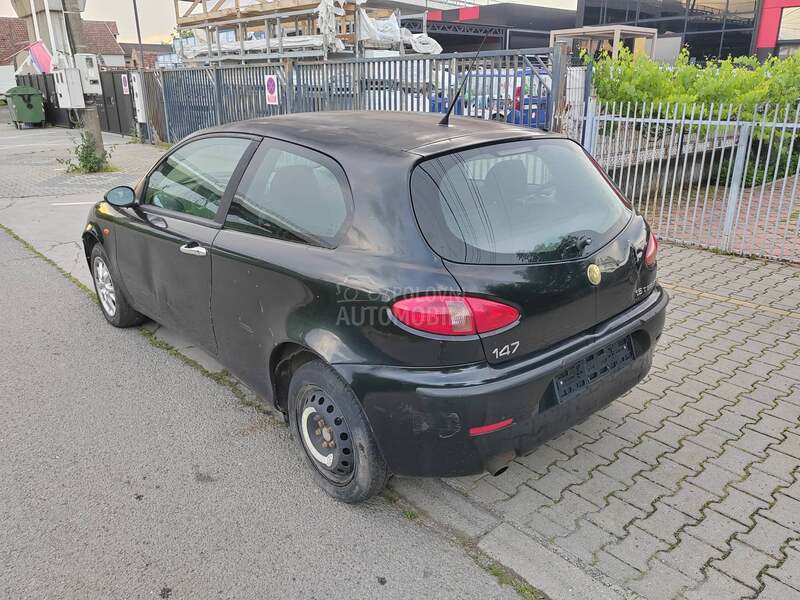 Alfa Romeo 147 
