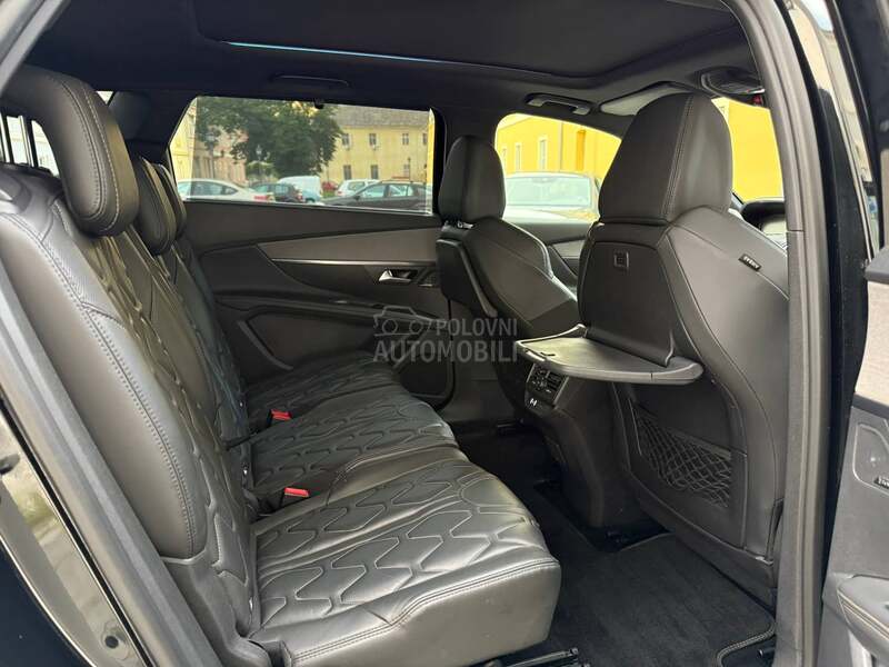 Peugeot 5008 GT 2.0 aut/pano/7sed
