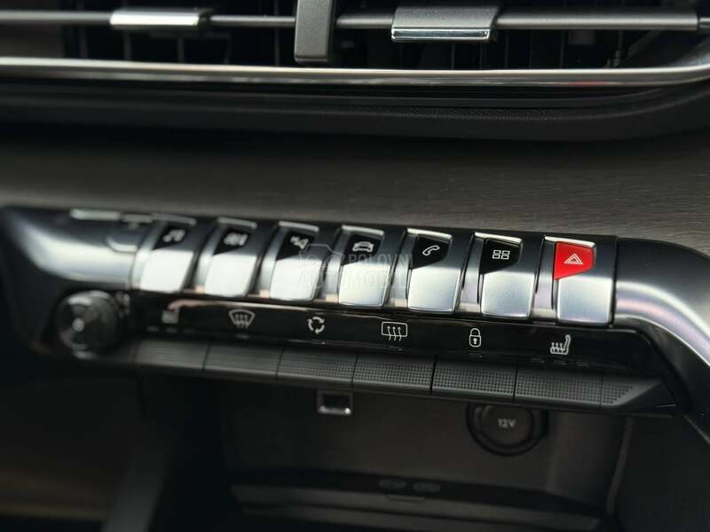 Peugeot 5008 GT 2.0 aut/pano/7sed