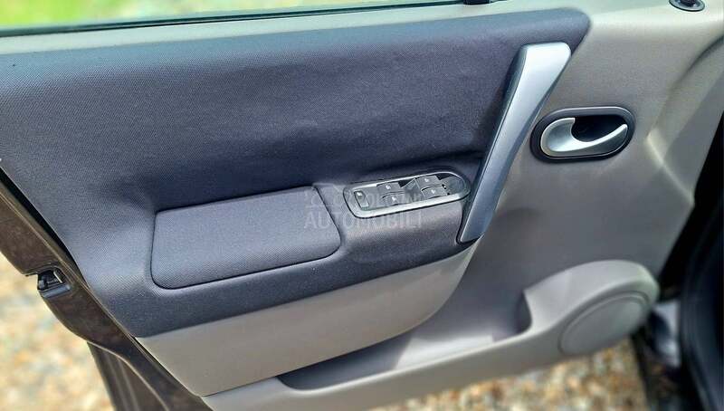 Renault Scenic 1.6 16V CH NOV