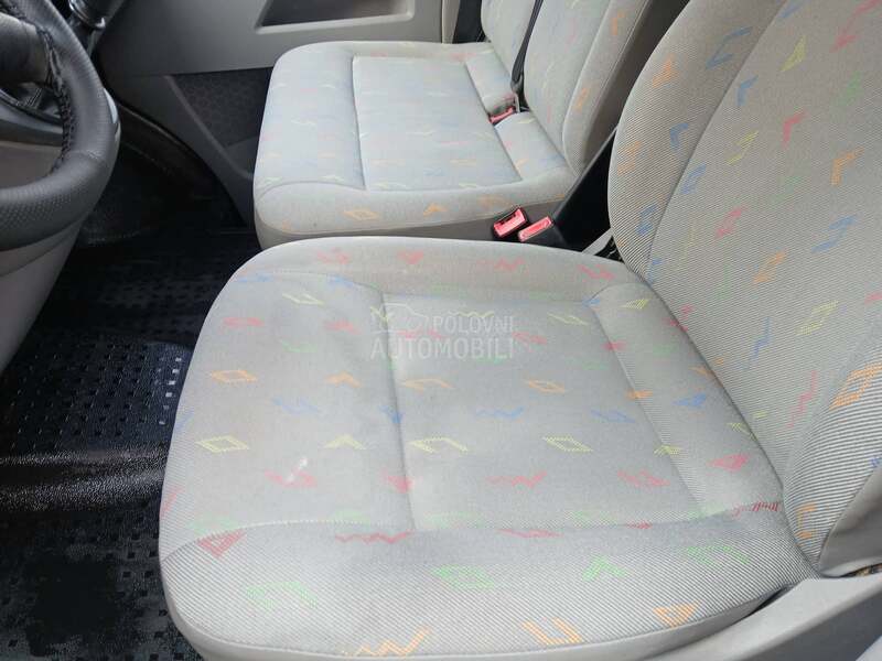 Volkswagen Transporter T5 1.9 TDI