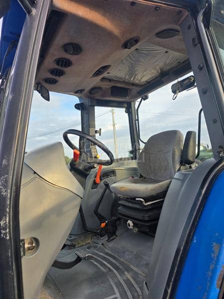 New Holland TL100A   E x t r a