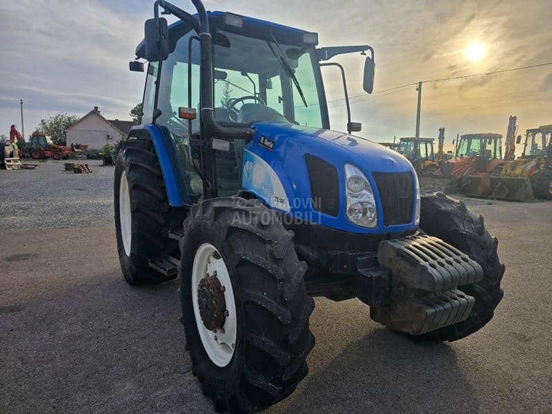 New Holland TL100A   E x t r a