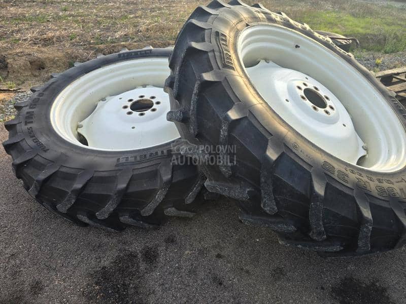 New Holland TL100A   E x t r a