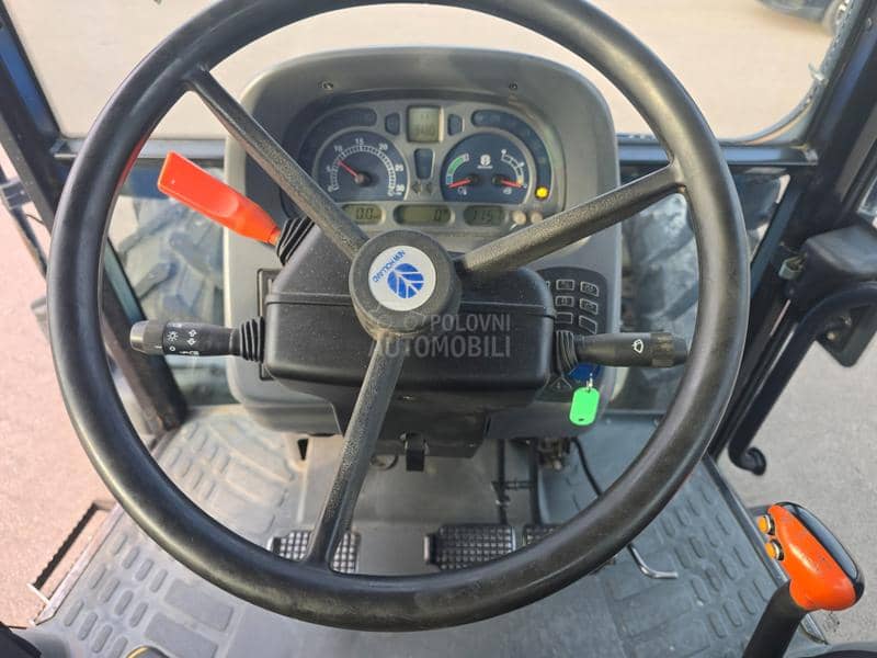 New Holland TL100A   E x t r a