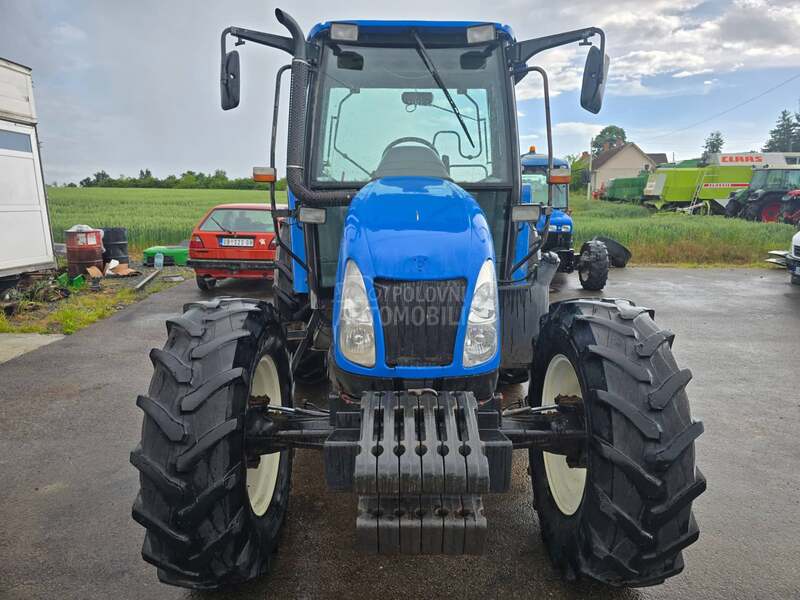 New Holland TL100A