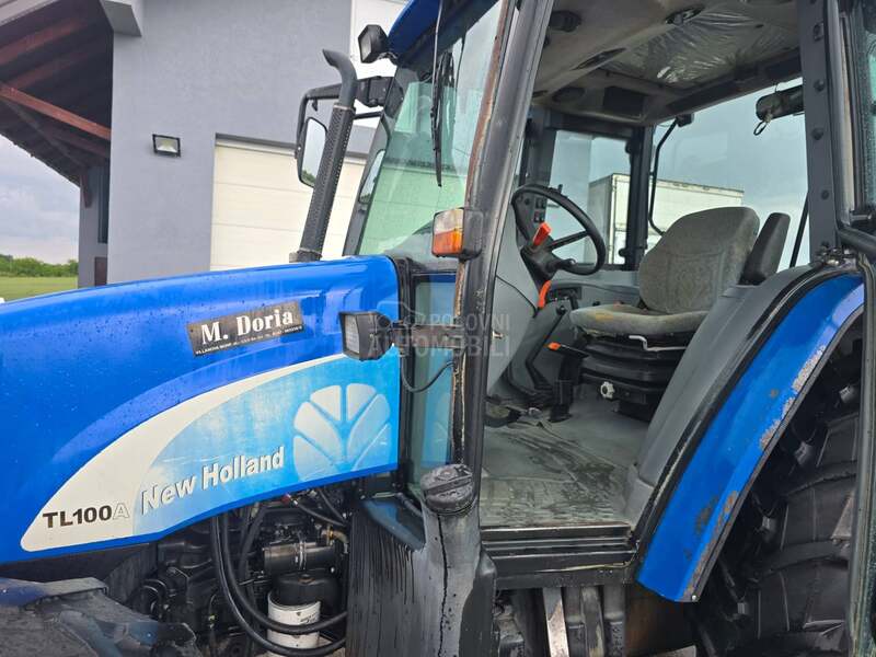 New Holland TL100A