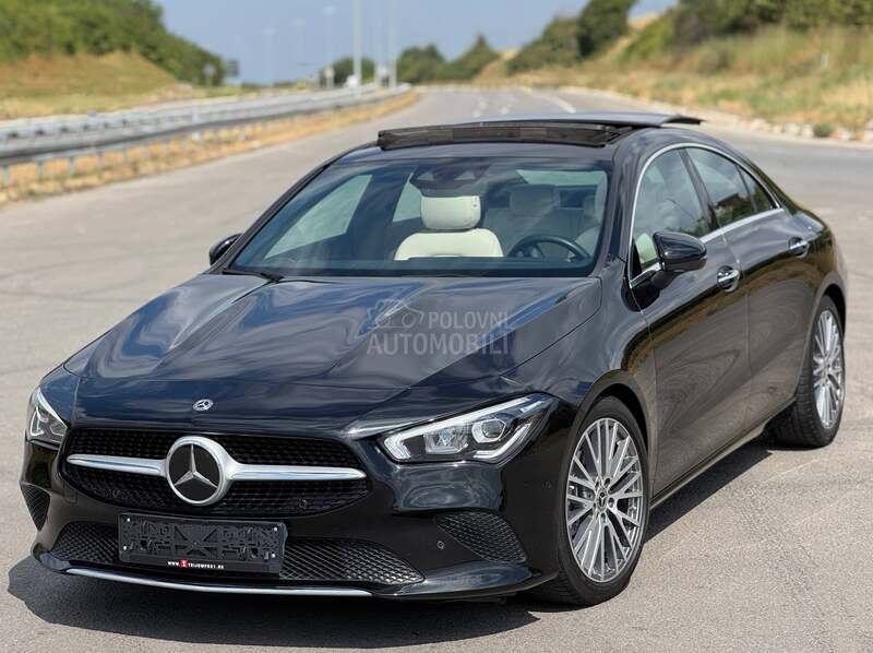 Mercedes Benz CLA 180 Pano/Distronic/LED