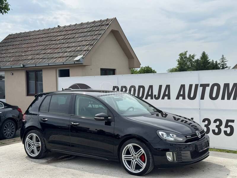 Volkswagen Golf 6 XEN / LED / 1.6 77