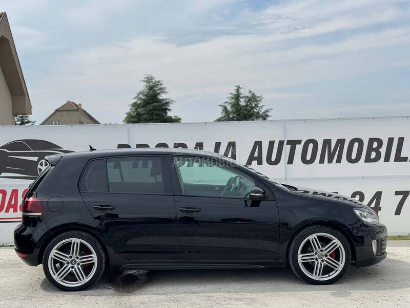 Volkswagen Golf 6 XEN / LED / 1.6 77