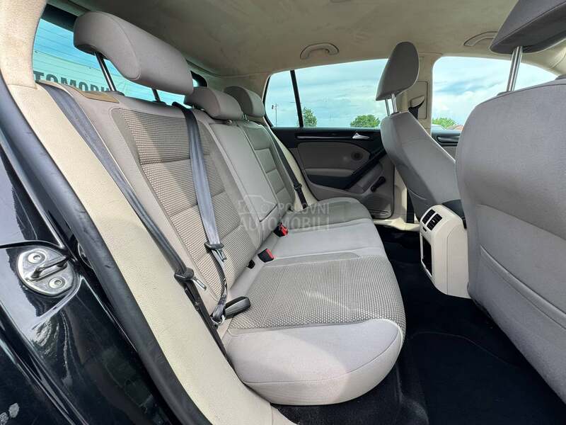 Volkswagen Golf 6 XEN / LED / 1.6 77