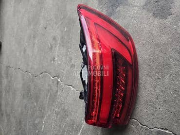 DESNA STOP LAMPA za Audi A4, A4 Allroad od 2016. do 2019. god.