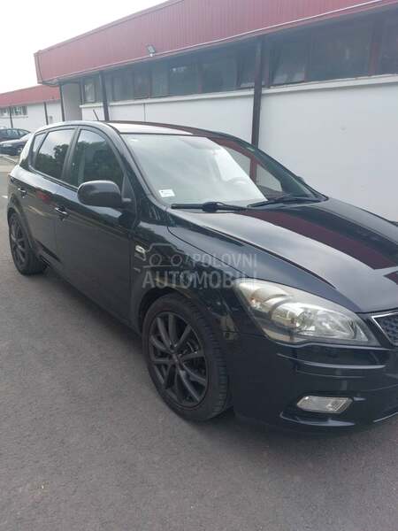 Kia cee`d 2012. god